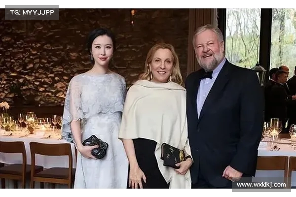 顶级豪门不务正业竟举办别开生面的相亲活动吸引众多名媛贵族参与 顶级豪门不务正业竟举办别开生面的相亲活动吸引众多名媛贵族参与