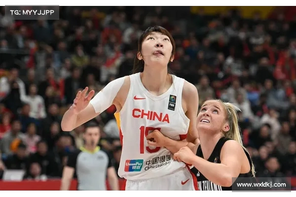 中国女篮与比利时女篮激战正酣 展现顶级篮球对抗精彩瞬间 中国女篮与比利时女篮激战正酣 展现顶级篮球对抗精彩瞬间
